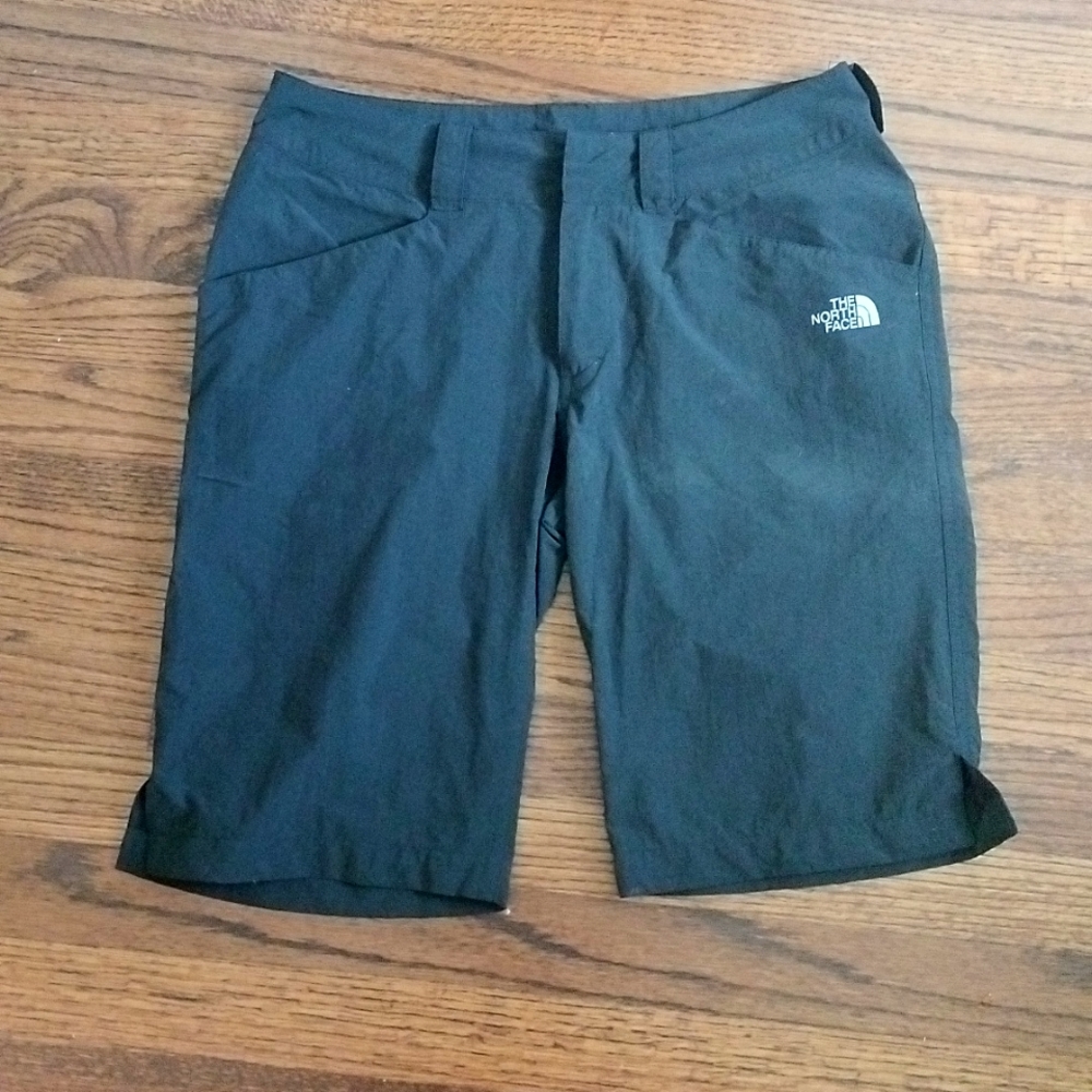 North Face Black Shorts size 4